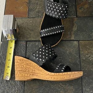 Onex Women's Black Laser-Cut Wedge Sandals Style Monette size 8 USED